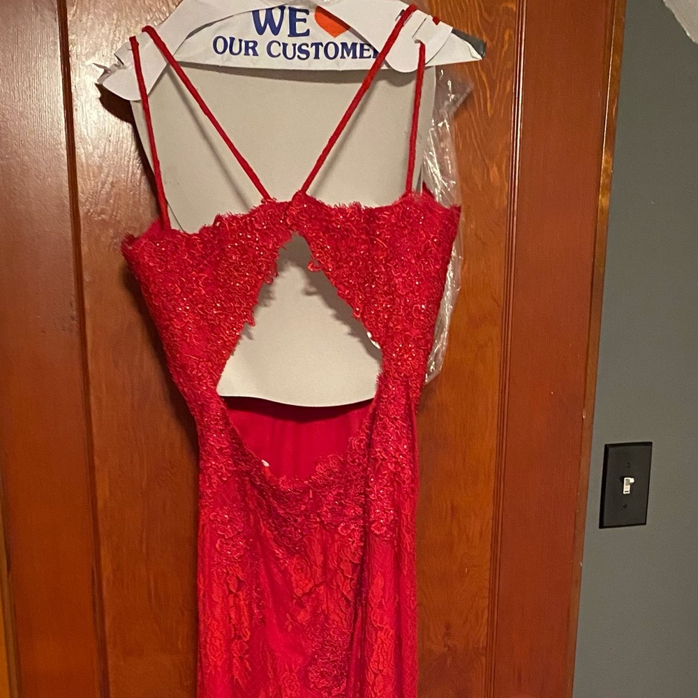 Only worn once - Picture 4 of 7